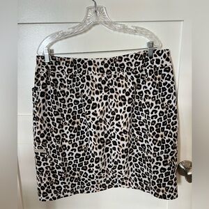 Zenergy Womens Chico Golf Skort. Size 2.5 or 14. Perfect for any activity!